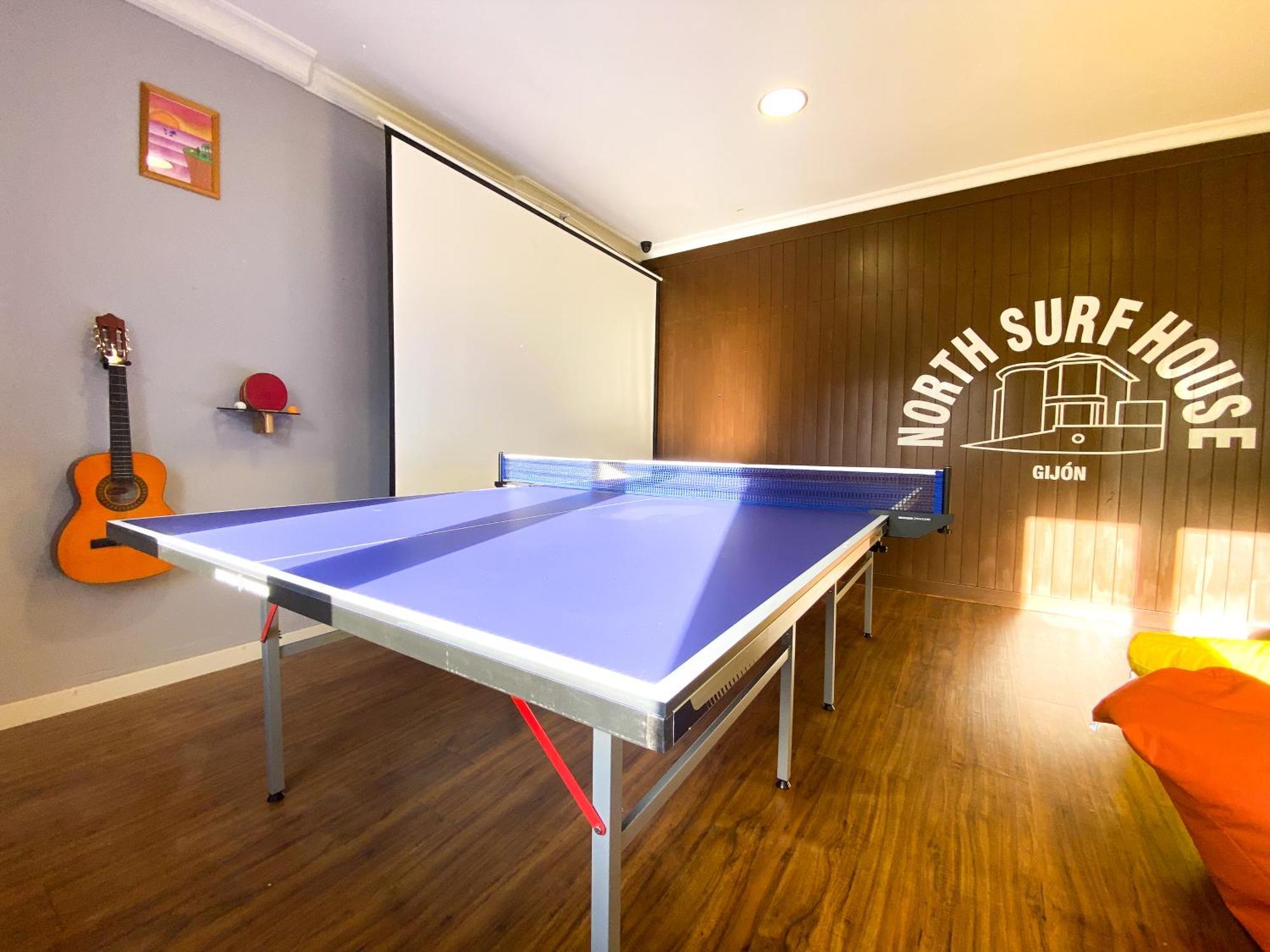 North Surf House Vandrehjem Gijón Eksteriør billede