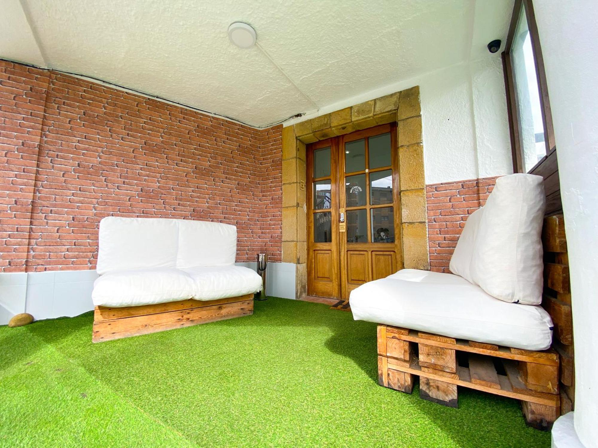 North Surf House Vandrehjem Gijón Eksteriør billede